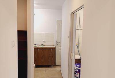 Spațiu comercial, de 51.869998931885 mp, în Semicentral - 5