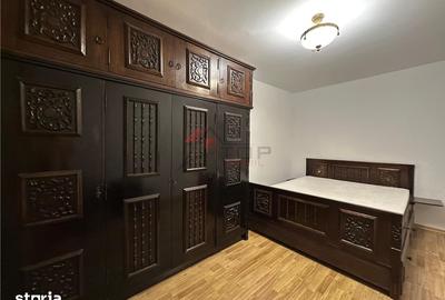 Apartament cu 4 camere decomandat în Mircea cel Bătrân