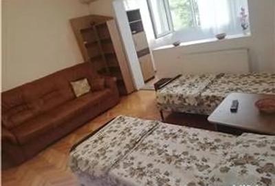 Casă cu Teren 2000 Mp în Central - 3