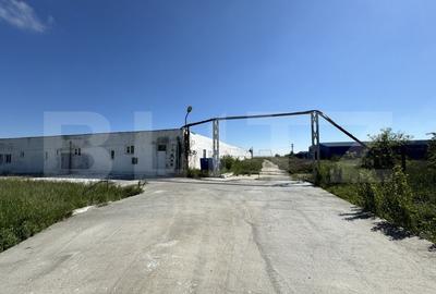 Spațiu industrial, de 4,403 mp, în Bucovăț