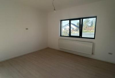 Casă cu 3 camere în Horpaz
