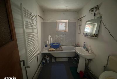 Apartament cu 4 camere decomandat în Central - 3