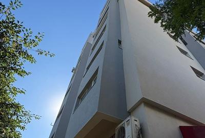 Apartament cu 3 camere în Cug