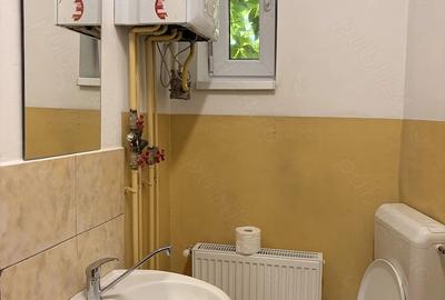 Casă cu Teren 200 Mp în Central - 3