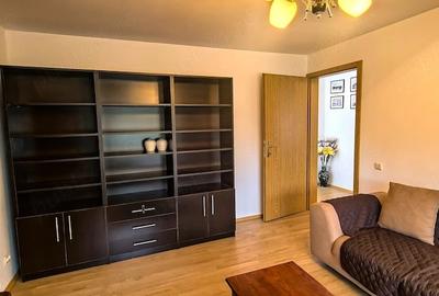 Casă cu 5 camere cu Teren 891 Mp în Central