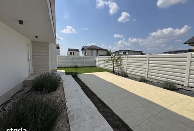 Casă cu 4 camere cu Teren 233 Mp în Ghencea