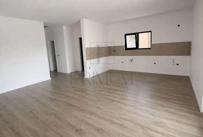 Casă cu 3 camere cu Teren 332 Mp în Moșnița Nouă