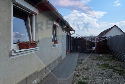 Casă cu 3 camere cu Teren 1750 Mp în Dârlos - 11
