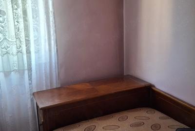 Apartament cu 3 camere decomandat în Obor