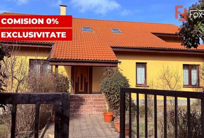 Casă individuală cu 7 camere cu Canalizare în Ghiroda