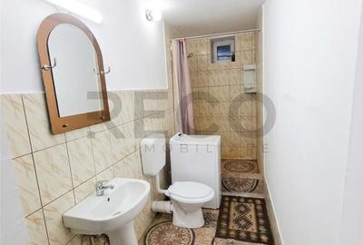 Casă cu 3 camere cu Teren 750 Mp în Gepiu - 10