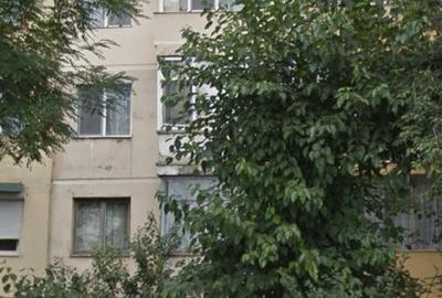Apartament cu 3 camere decomandat în Podu Roș - 1