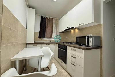 Apartament cu 2 camere decomandat în Cornișa