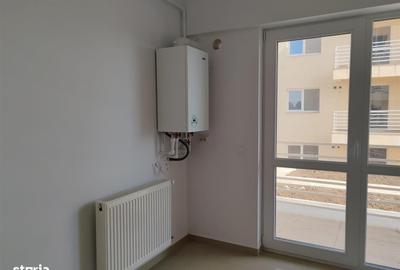 Apartament cu 3 camere semidecomandat în Pădureni - 6