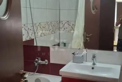 Apartament cu 2 camere decomandat în Teiul Doamnei