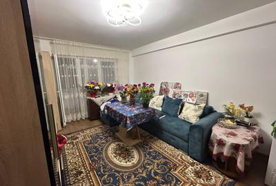 Apartament cu 3 camere în Podul de Piatră - 1