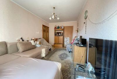 Apartament cu 3 camere decomandat în Europa - 1
