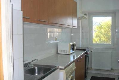 Apartament cu 2 camere decomandat în Dacia