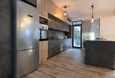 Duplex cu 4 camere cu Teren 280 Mp în Central