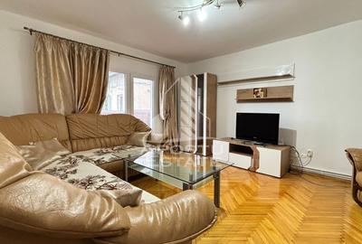 Apartament cu 3 camere decomandat în Girocului