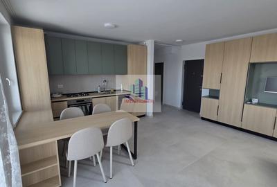 Apartament cu 3 camere semidecomandat, mobilat în Florești