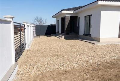 Casă cu 4 camere cu Teren 572 Mp în Cheriu - 6