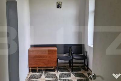 Casă cu 2 camere cu Teren 1138 Mp în Central
