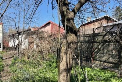 Teren de 346 mp, în Viilor