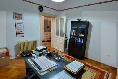 Casă cu 7 camere semidecomandat cu Teren 1500 Mp în Grădiște - 19