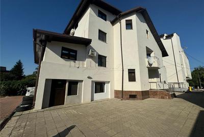 Casă individuală cu 10 camere cu Teren 300 Mp în Pipera