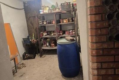 Casă cu 4 camere cu Teren 200 Mp în Valu lui Traian