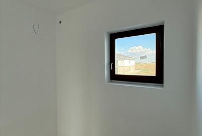 Casă cu 4 camere în Urseni