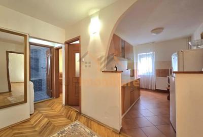 Apartament cu 3 camere decomandat în Decebal