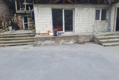 Spațiu comercial, de 55 mp, în Aurel Vlaicu - 1