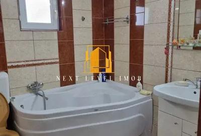 Casă cu 4 camere cu Teren 1000 Mp în Central - 2