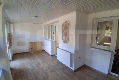 Apartament cu 4 camere decomandat în Nicolae Titulescu