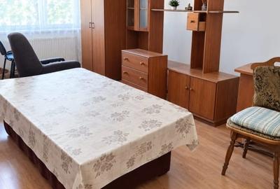 Apartament cu 2 camere decomandat, mobilat în Rovine