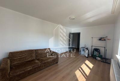 Apartament cu 2 camere semidecomandat, mobilat în Lipovei