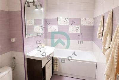 Apartament cu 3 camere decomandat în Astra - 6