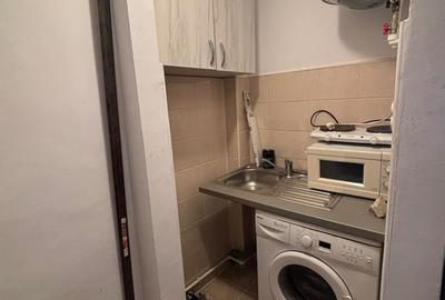 Garsonieră semidecomandată în Central