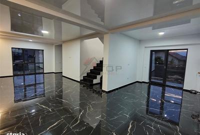 Casă cu 4 camere în Valea Lupului