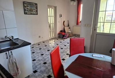 Casă individuală cu 10 camere cu Canalizare în Doamna Ghica - 6