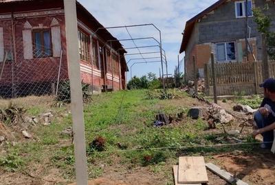 Casă cu 3 camere în Bădoși