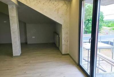 Apartament cu 3 camere decomandat în Coșteiu - 19