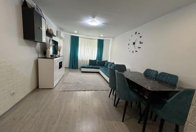 Apartament cu 3 camere semidecomandat în Central