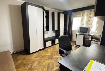 Apartament cu 4 camere decomandat, mobilat în Mănăștur