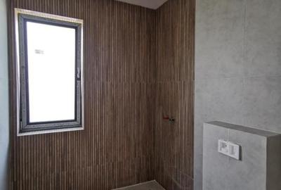 Casă cu 3 camere cu Canalizare în Balotești - 4