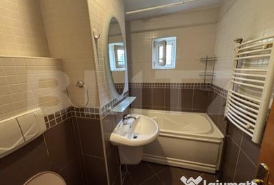 Apartament cu 2 camere decomandat în Central - 3