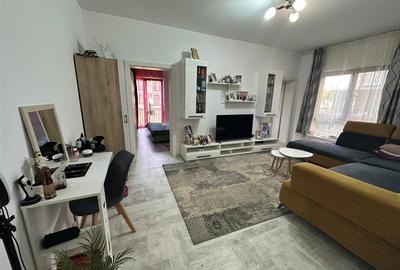 Apartament cu 2 camere semidecomandat în Girocului