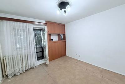 Garsonieră decomandată în Crângași